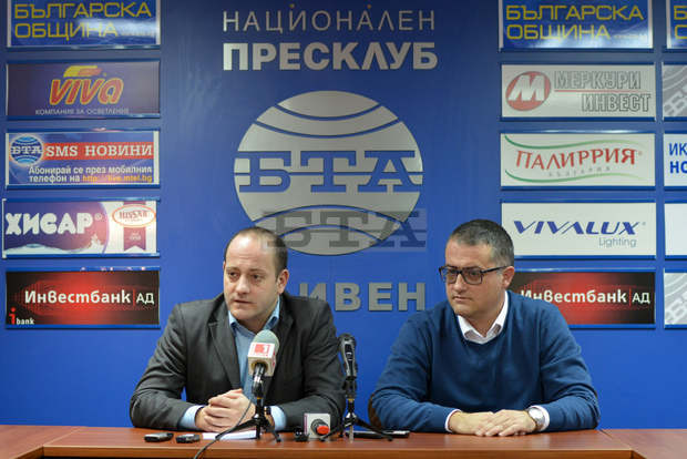 Радан Кънев: Очаква се най-негативният доклад на ЕК за България по механизма на сътрудничеството и по отношение на влизането в Шенген Радан Кънев: Очаква се най-негативният доклад на ЕК за България по механизма на сътрудничеството и по отношение на влизането в Шенген