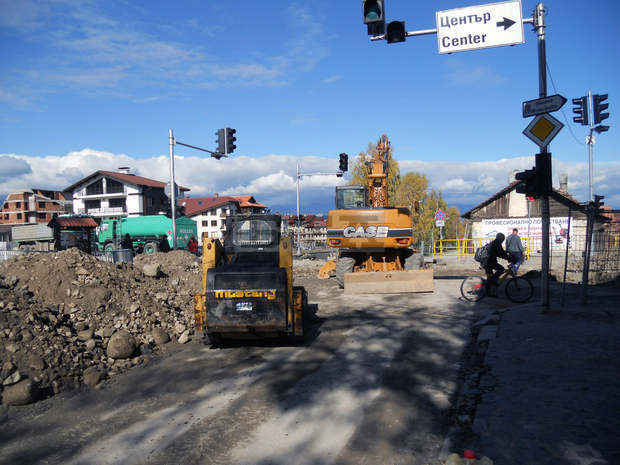 Има закъснение в изпълнението на проекта "Рехабилитация на водоснабдителната и канализационната мрежа на гр. Банско с изграждане на ПСОВ"