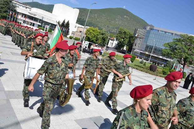 Сливенци отдадоха почит към делото на Съединението 