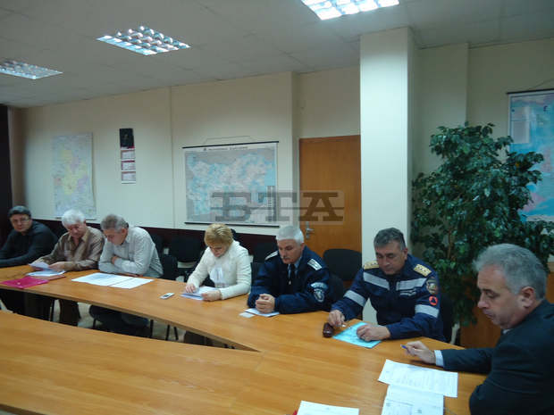 В Разградска област се предприемат превантивни мерки срещу птичия грип В Разградска област се предприемат превантивни мерки срещу птичия грип
