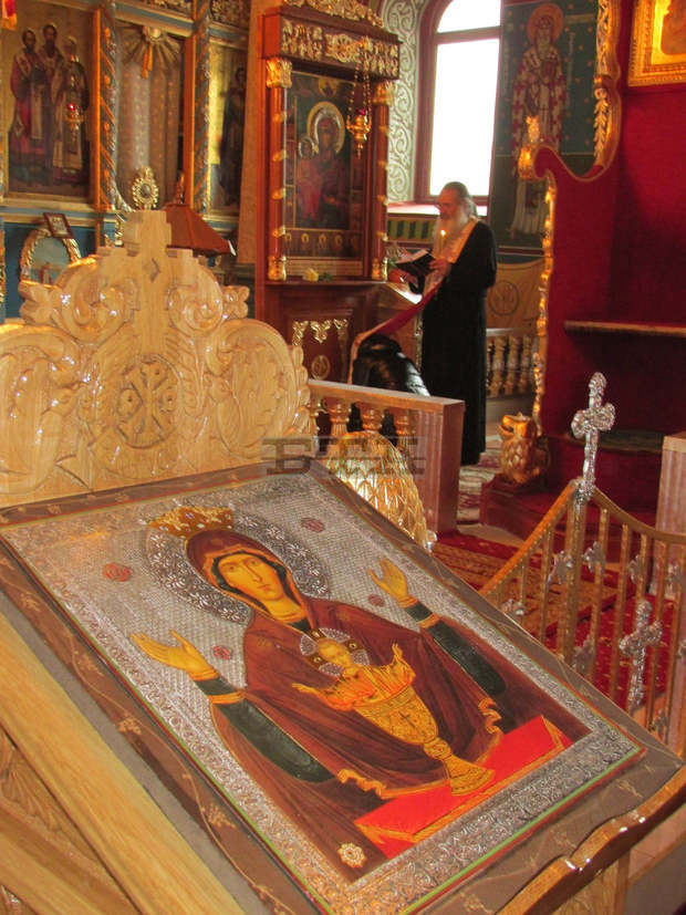 Човешки останки, за които се предполага, че са на мъченици за вярата, са открити при ремонт зад олтарната част на катедралния храм в Силистра