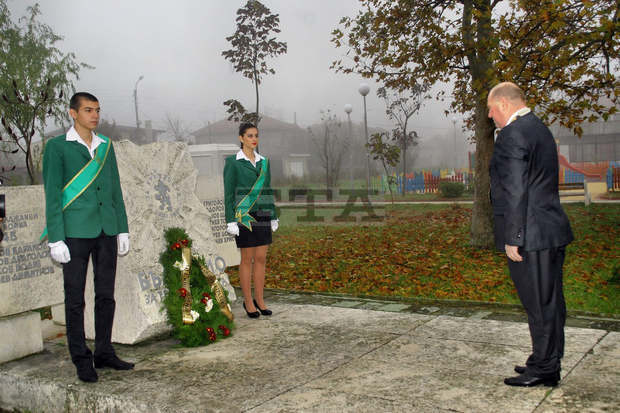 Със света литургия започна празникът на Стралджа - Архангеловден