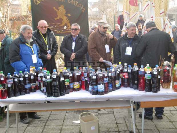 Конкурс за най-добро  домашно вино организира кюстендилското читалище "Пробуда"