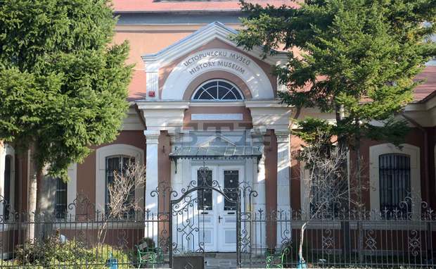 Историческият музей в Пловдив издаде календар за 2015 г., посветен на Съединението на България Историческият музей в Пловдив издаде календар за 2015 г., посветен на Съединението на България