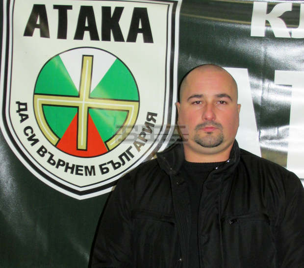 Единствената цел на мнозинството е да задържи колкото може по-дълго властта, смята депутатът от "Атака" Иван Димитров