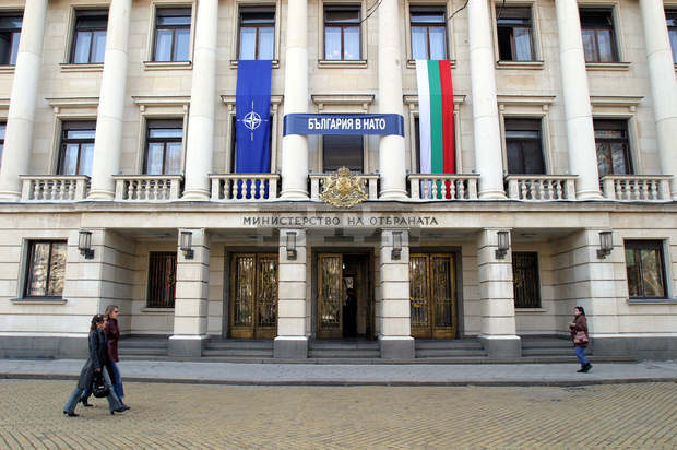 В програмата на Министерството на отбраната не са заложени промени в структурата на военните университети в страната