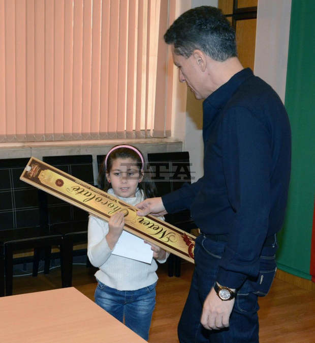 Община Пазарджик подпомогна финансово деца в неравностойно положение Община Пазарджик подпомогна финансово деца в неравностойно положение