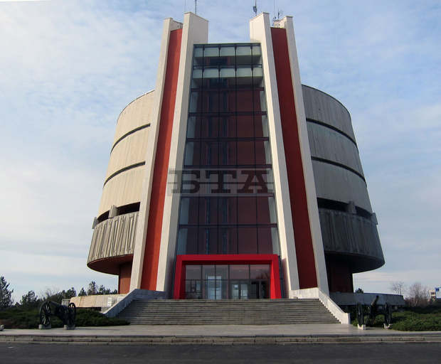 В Плевенската панорама от днес може да се види националната изложба "Освобождение", която представя 420 рисунки на деца от цялата страна В Плевенската панорама от днес може да се види националната изложба "Освобождение", която представя 420 рисунки на деца от цялата страна