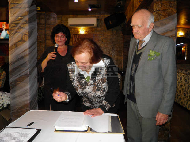 В Деня на християнското семейство 88 семейни двойки в Разлог ще празнуватзаедно "златни" и "сребърни" сватби