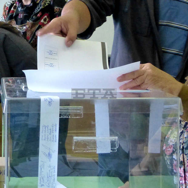 В спокойна обстановка е започнал изборният ден в новозагорското село Любенец