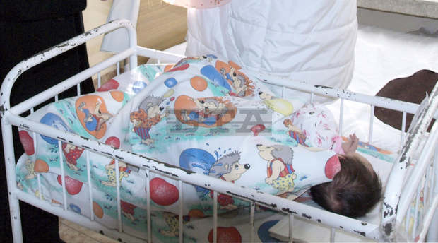 Община Асеновград ще дари  1000 лева на първото  родено за 2015 година бебе