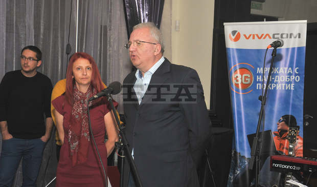 Есенните културни салони продължават  в Бургас с поезията  на Любомир Левчев