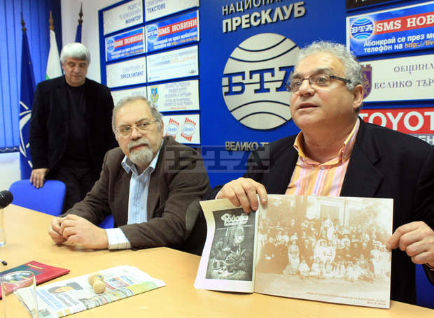 С документална изложба, нова книга и филм ще бъдат отбелязани 140 години от рождението на Атанас Буров С документална изложба, нова книга и филм ще бъдат отбелязани 140 години от рождението на Атанас Буров