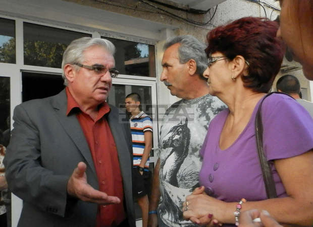 Кметът на Плевен се срещна с жителите  на село Ясен, за да се отчете  за свършеното през мандата