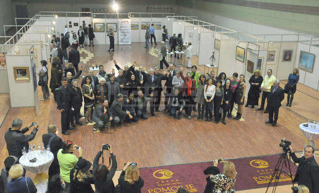 С изложба закриха десетото юбилейно издание на "Есенни културни салони" на "Гранд хотел Поморие"