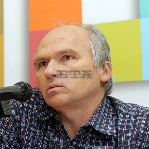 Военно-историческата комисия на България, съвместно с КИЦ "Босилеград" - Сърбия и Ликовна колония "Свети Йоаким Осоговски" - Македония, отслужиха панихида Военно-историческата комисия на България, съвместно с КИЦ "Босилеград" - Сърбия и Ликовна колония "Свети Йоаким Осоговски" - Македония, отслужиха панихида