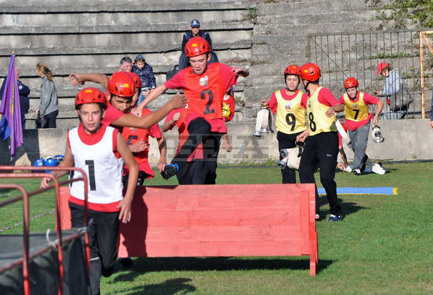 Младите огнеборци от Свиленград са първенците в есенния турнир "Млад огнеборец"