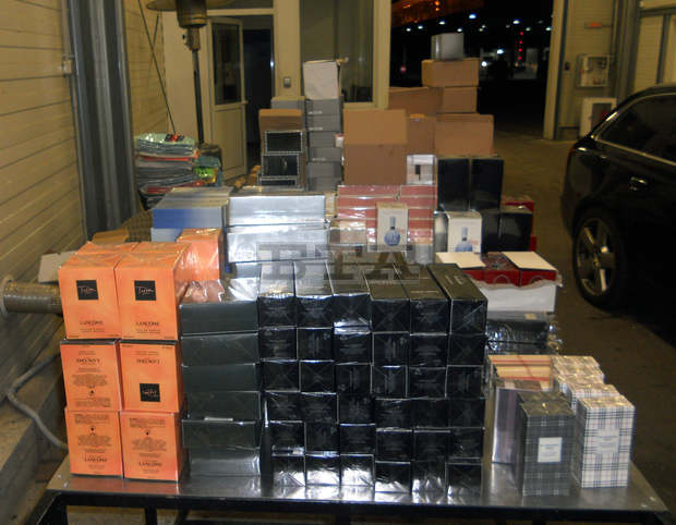 Имитации на парфюми с логото на известни марки са конфискувани на "Капитан Андреево"