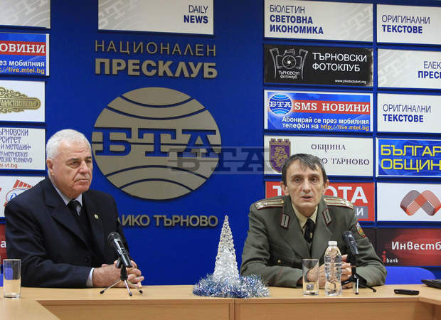 "Бяла книга" ще дава стратегически насоки за развитието на Националния  военен университет "Васил Левски"