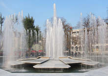 В Плевен завърши ремонтът  на Големия фонтан на централния градски площад "Възраждане"