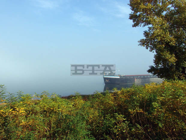 Между 150 и 200 метра е видимостта  в Силистренско по поречието  на Дунав заради мъгла