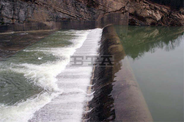 Водата в Шумен, Велики Преслав и селата Панайот Волов, Белокопитово и Дибич е мътна и негодна за пиене