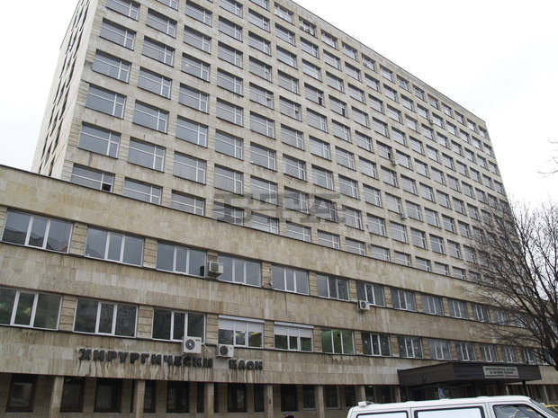 Шуменецът с коронавирус се завърнал от Банско на 14 март; състоянието му е задоволително Шуменецът с коронавирус се завърнал от Банско на 14 март; състоянието му е задоволително