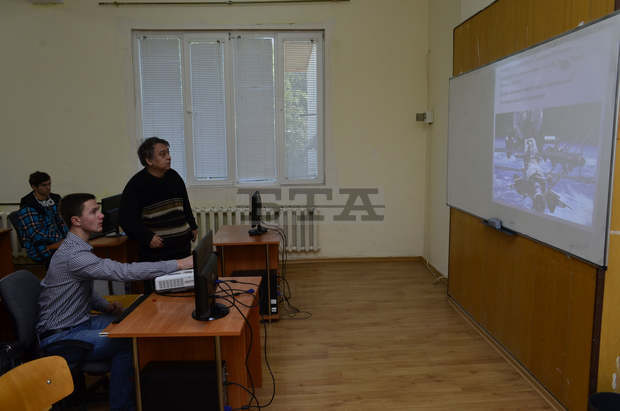 Ученици в Добрич разговаряха с астронавт в Международната космическа станция