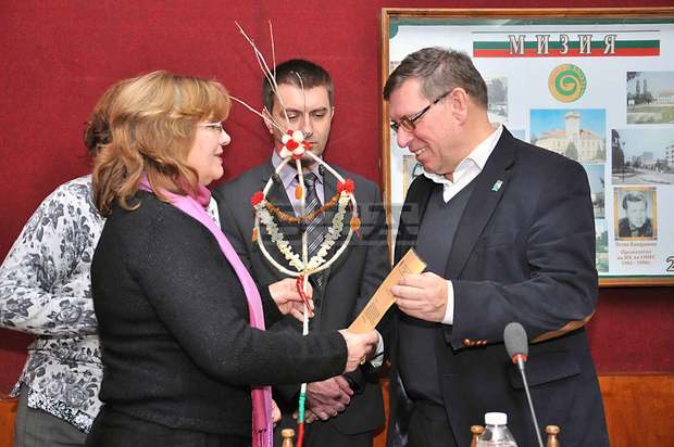 Дарение от електрически уреди и оборудване предоставиха от ЧЕЗ за пострадалите от наводнението в Мизия