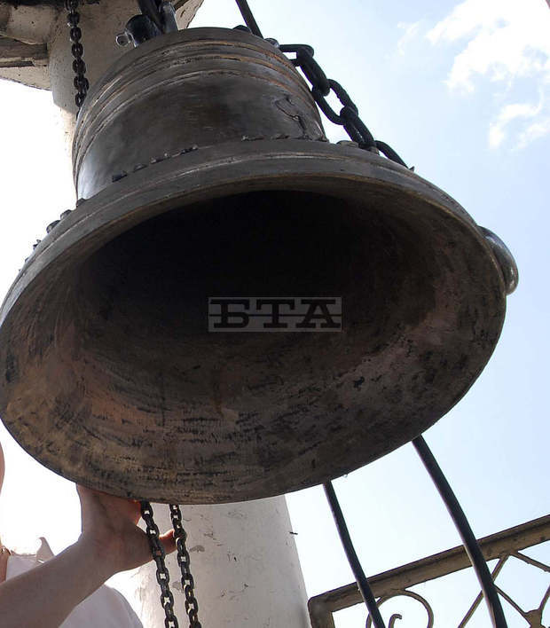 Камбанен звън ще огласи  околностите на пиринското село  Мечкул в деня на "Св. Мина"