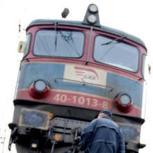 Товарна влакова композициядерайлира на гара Мездра, няма пострадали