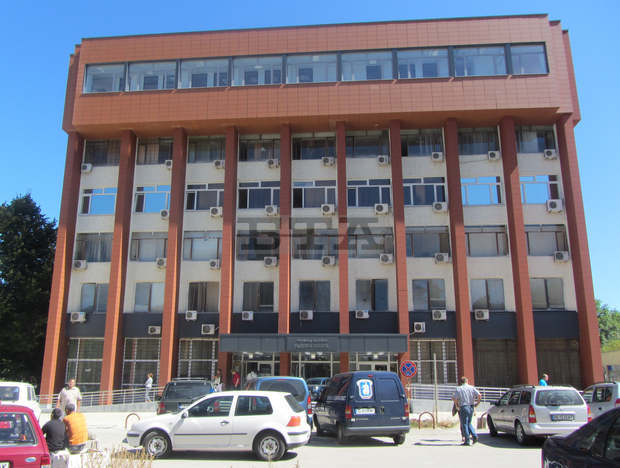 Наредби, приети от общинските съвети в Перник и Трън, са отменени като незаконосъобразни Наредби, приети от общинските съвети в Перник и Трън, са отменени като незаконосъобразни