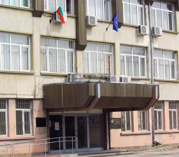 Още двама служители на община Благоевград са дали положителни проби за коронавирус Още двама служители на община Благоевград са дали положителни проби за коронавирус