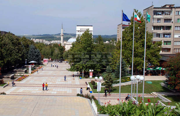 Близо 190 работодатели в Разградско са се възползвали от мярката 60/40