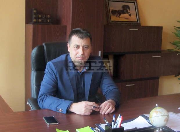 Пернишкият окръжен съд оправда бившия кмет на Трън за инцидента с блъснатото дете Пернишкият окръжен съд оправда бившия кмет на Трън за инцидента с блъснатото дете