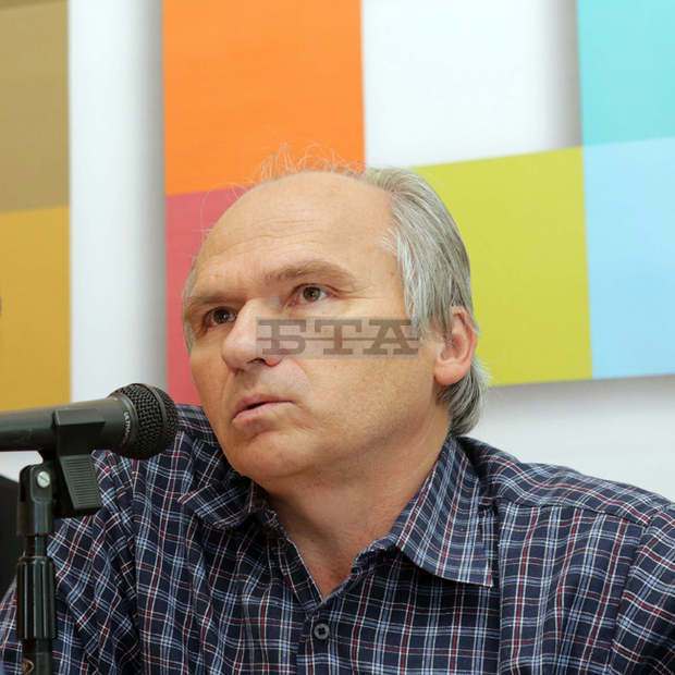Консулски ден се е състоял в офиса на Културно-информационния център "Босилеград" Консулски ден се е състоял в офиса на Културно-информационния център "Босилеград"