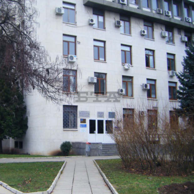 Петнадесет служители на НАП във Велико Търново са отличени за 30 години стаж, от първия ден на създаването на агенцията