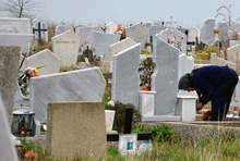 Община Луковит осигурява безплатен транспорт за Архангелова задушница