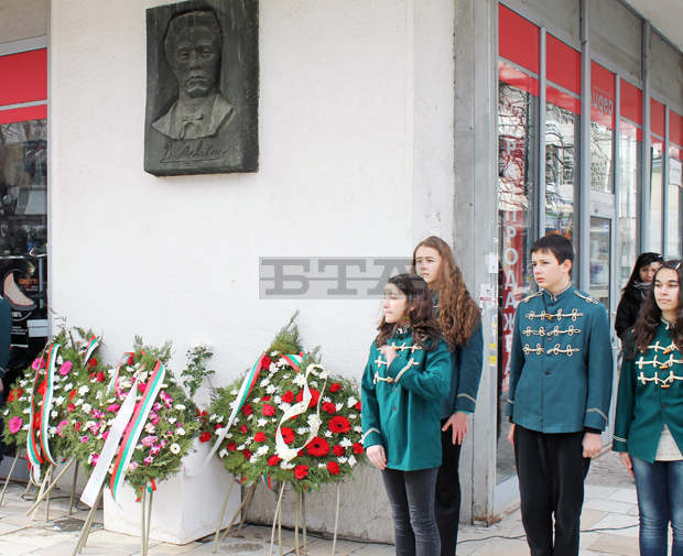 Актьорът Любомир Фърков ще изнесе в Търговище музикално-поетична композиция, посветена на Васил Левски