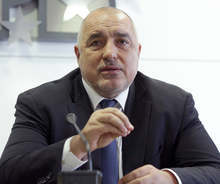 Много се радвам, че толкова партии влизат в парламента, защото ми омръзна  сам да нося отговорност, заяви Бойко Борисов