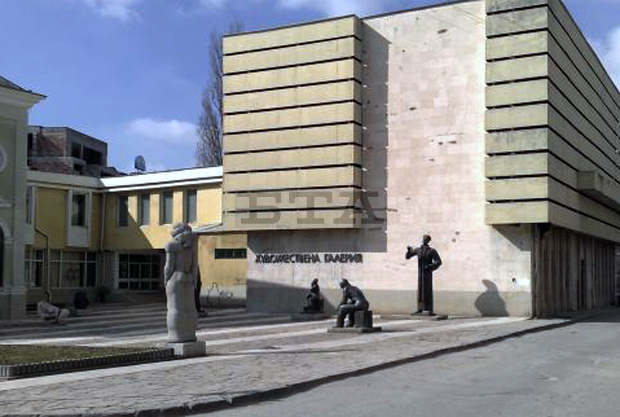 Художествената галерия "Жорж Папазов" в Ямбол организира летни занимания за деца