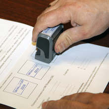 Трима кандидати се борят за кметското място в луковитското село Карлуково на днешните частични местни избори