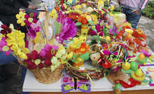 Благотворителна великденска изложба организираха Федерацията на жените и Община Разград