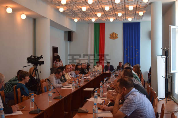 Риболовци от Монтана поискаха законови промени за спиране на бракониерските набези във водоемите