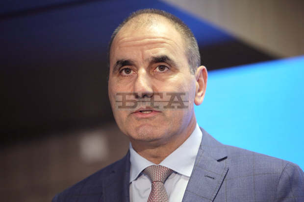 Цветан Цветанов ще има приемен ден във Велико Търново утре Цветан Цветанов ще има приемен ден във Велико Търново утре