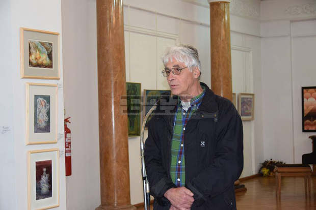 Художници от Перник показват нови творби