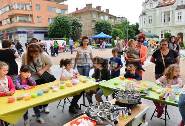 Детски панаир започна в Сливен Детски панаир започна в Сливен