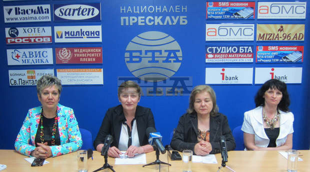 Младежко бюро от Плевен започна проекта "Училището - мечта за всеки" в община Левски