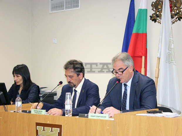 Общинският съвет в Плевен ще обсъди 34 теми на предстояща сесия