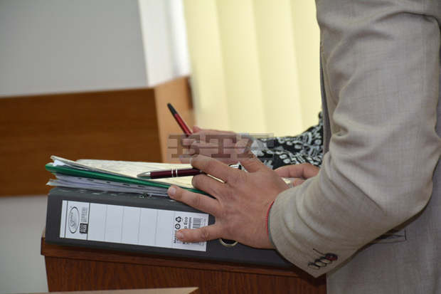 Районна прокуратура - Разлог е внесла за разглеждане в съда обвинителен акт срещу актьора Явор Бахаров